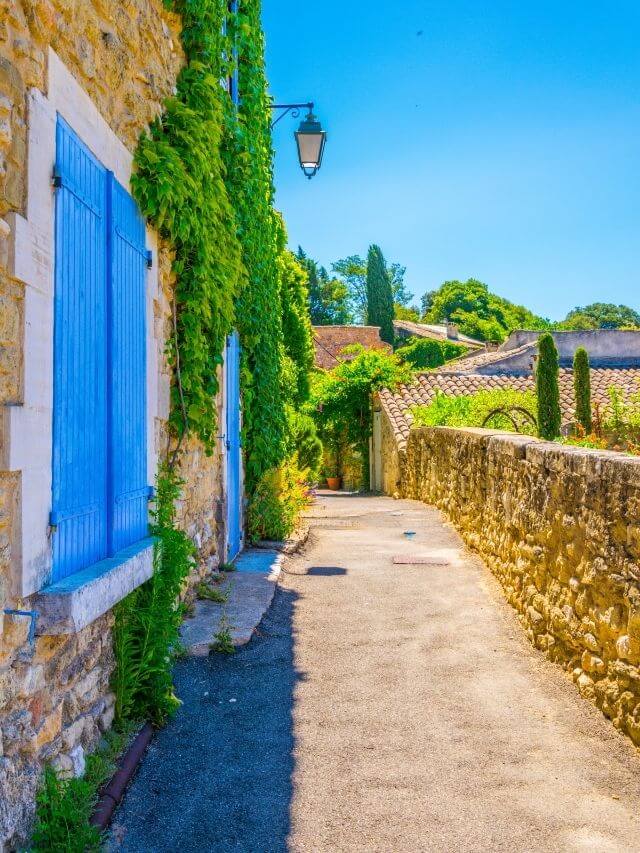 Colorful street of Menerbes