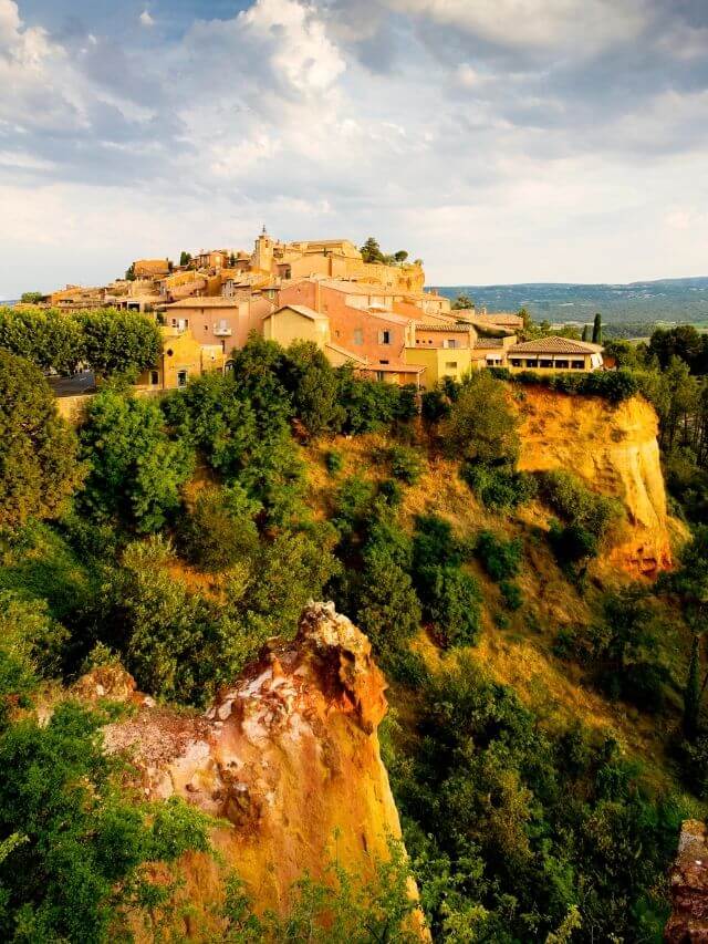 vista de Roussillon