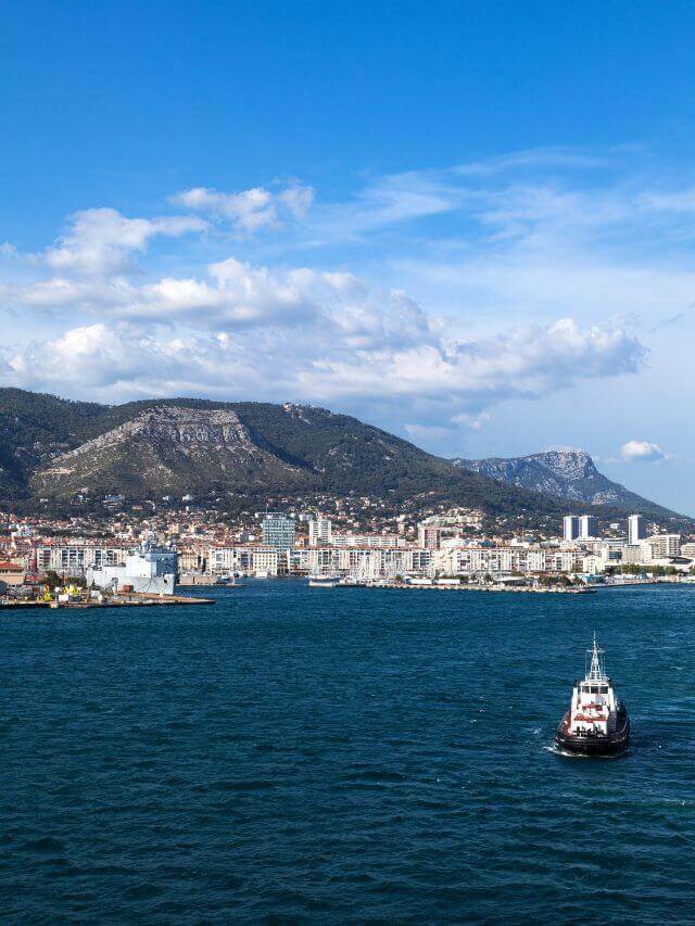 Vista de Toulon desde el mar