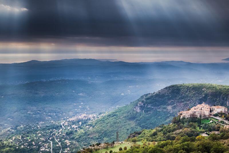 Vistas panorámicas de Gourdon, Provenza