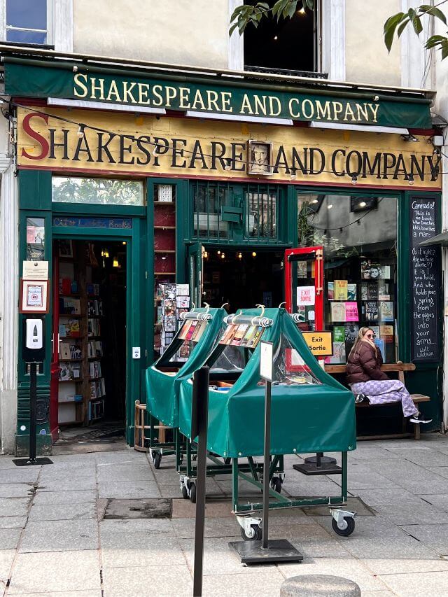 Shakespeare and Company bookstore, Paris