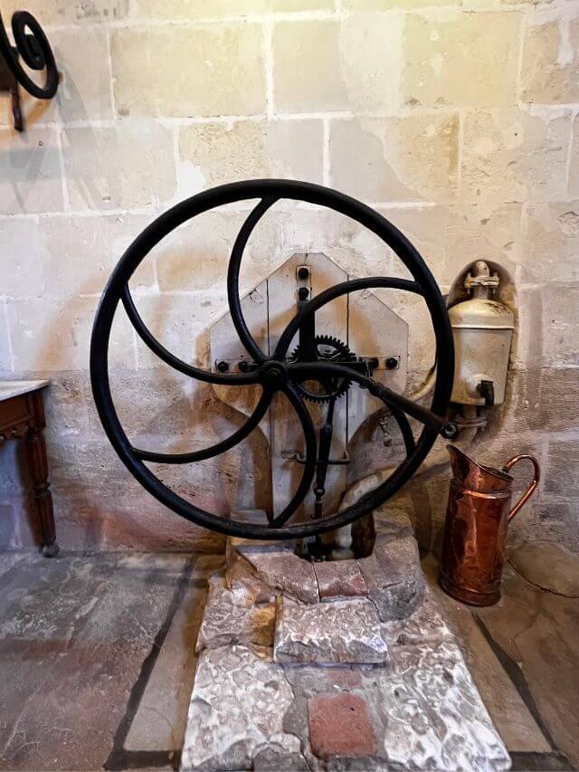 Water pumps in Chenonceau