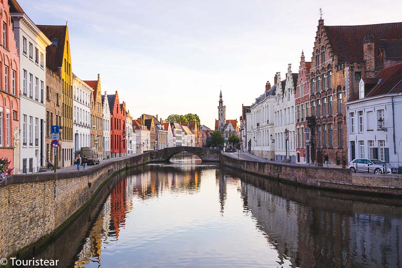 Canales de Brujas al atardecer