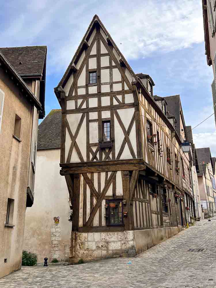 chartres half-timbered house
