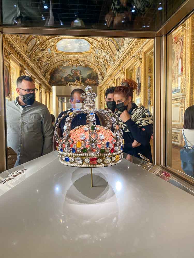 joyas de la corona museo louvre