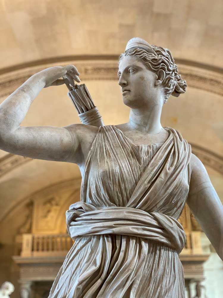 greek sculptures Louvre museum