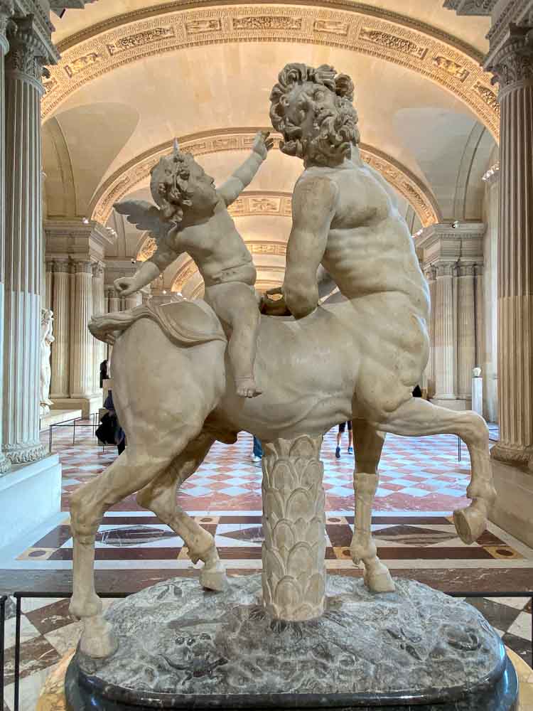 esculturas griegas museo del Louvre