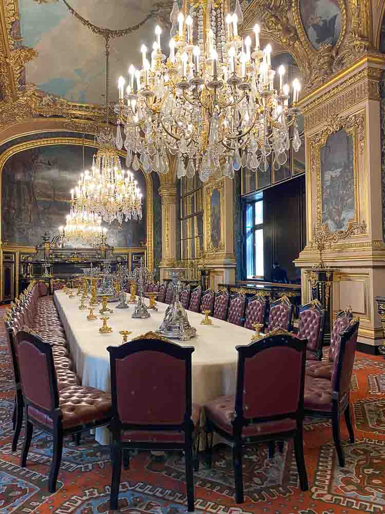 Large living room Napoleon III apartments