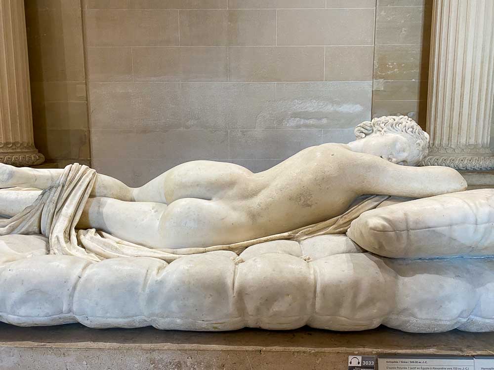 greek sculptures Louvre museum
