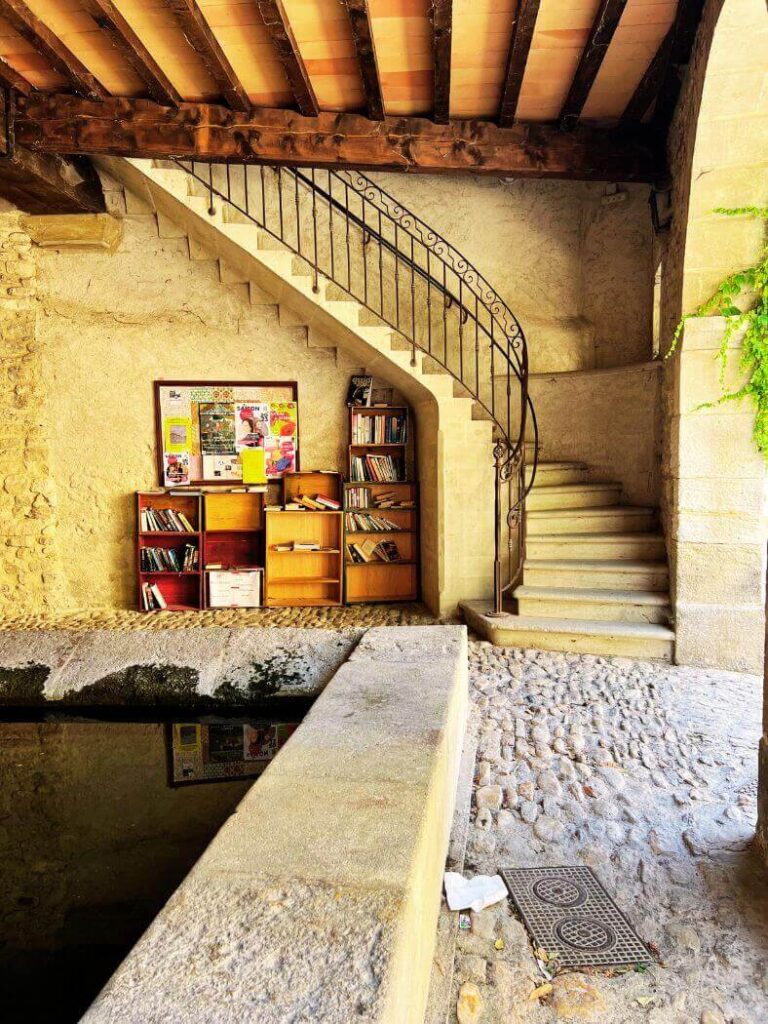 The Washhouse with Three Basins